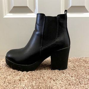 Black Chunky Booties
